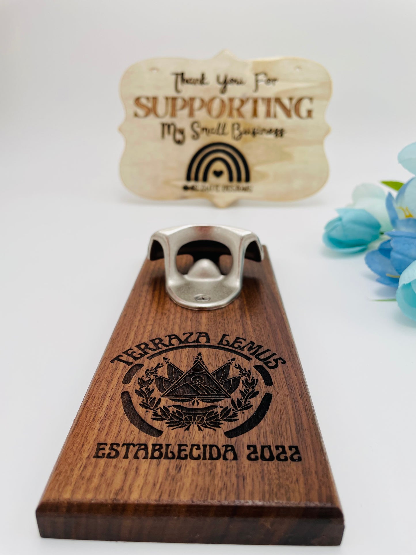 Abridor de botellas de madera láser