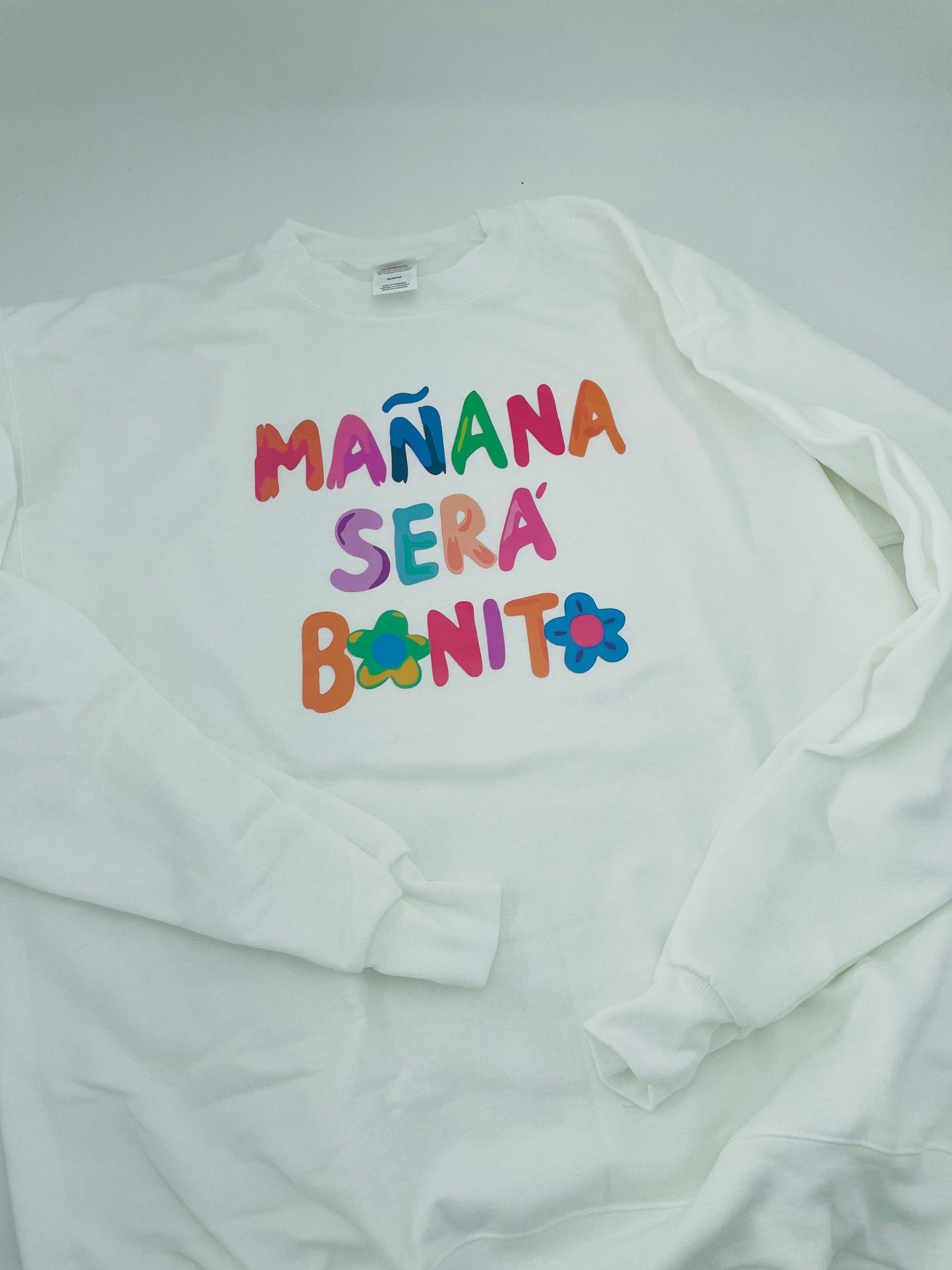 Mañana Será Bonito Crewneck