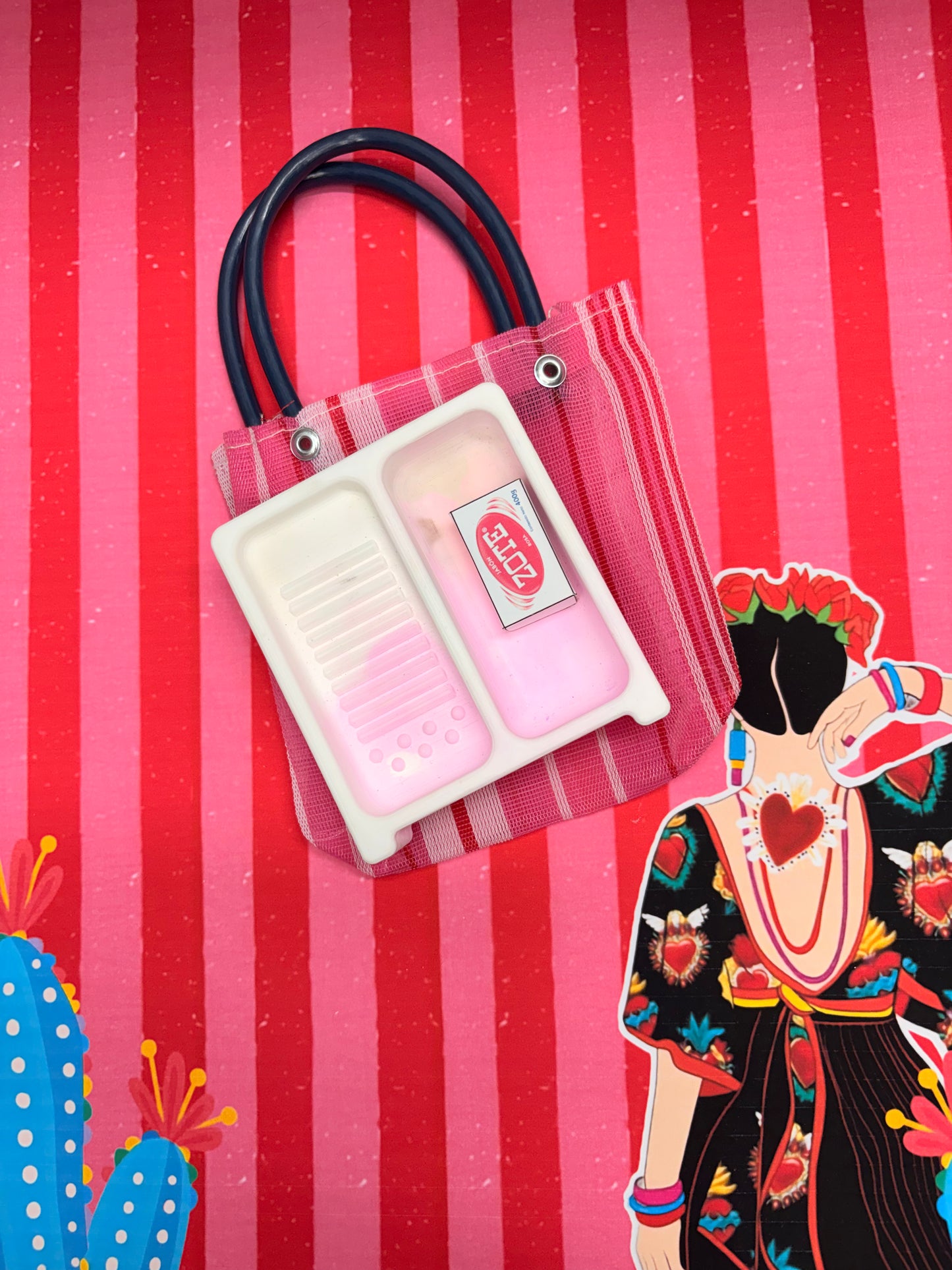 Lavaderito (Makeup-Brush Cleaner)